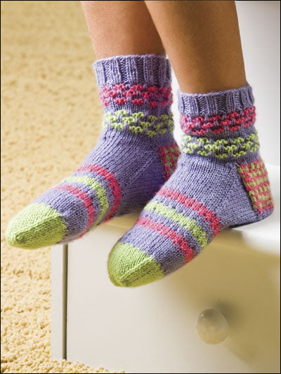 How To Knit Socks: Three Methods Made Easy