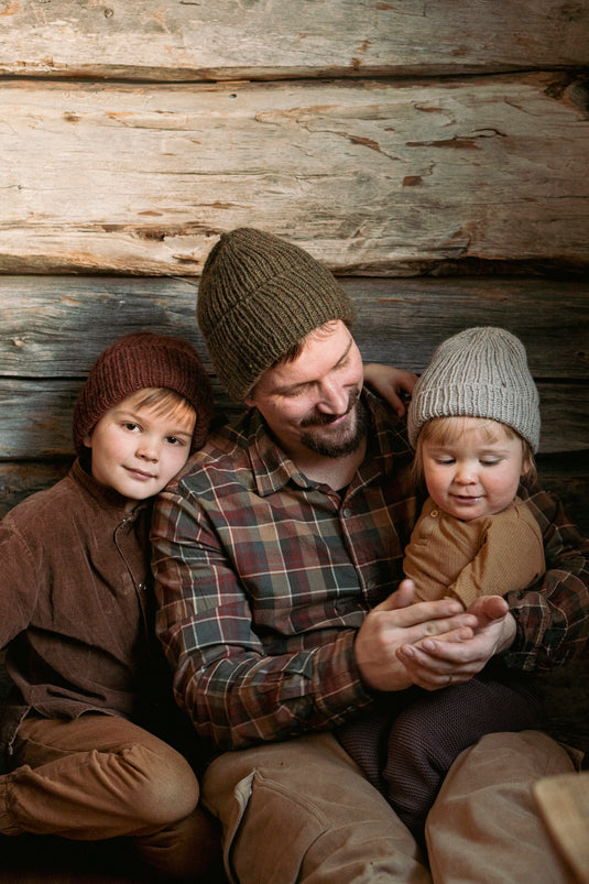 Unfolding Landscapes – 17 Knits for the Road