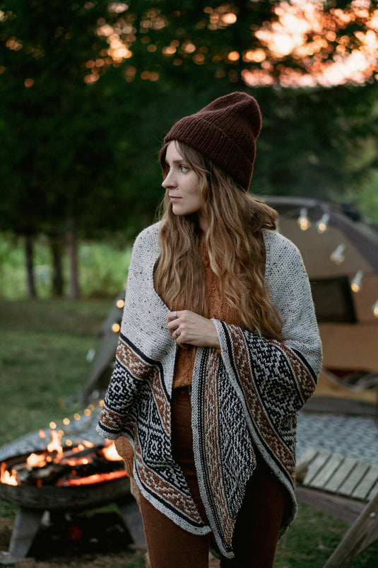 Unfolding Landscapes – 17 Knits for the Road