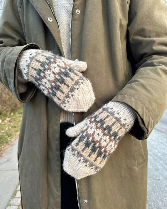 Celeste Mittens Pattern
