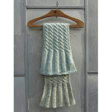 Scarf with Cable pattern